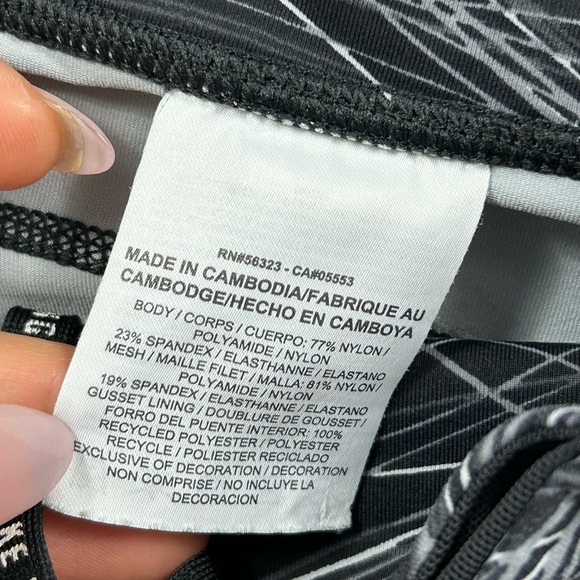 Nike Epic Power Printed Run Leggings - Picture 12 of 16